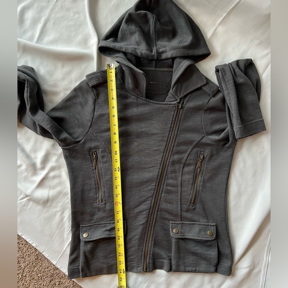 Womens Eddie Bauer zip up long sleeve hooded gray Jacket
size med/lrg - Picture 7 of 12